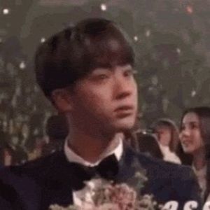 Meet your Posher, Maya